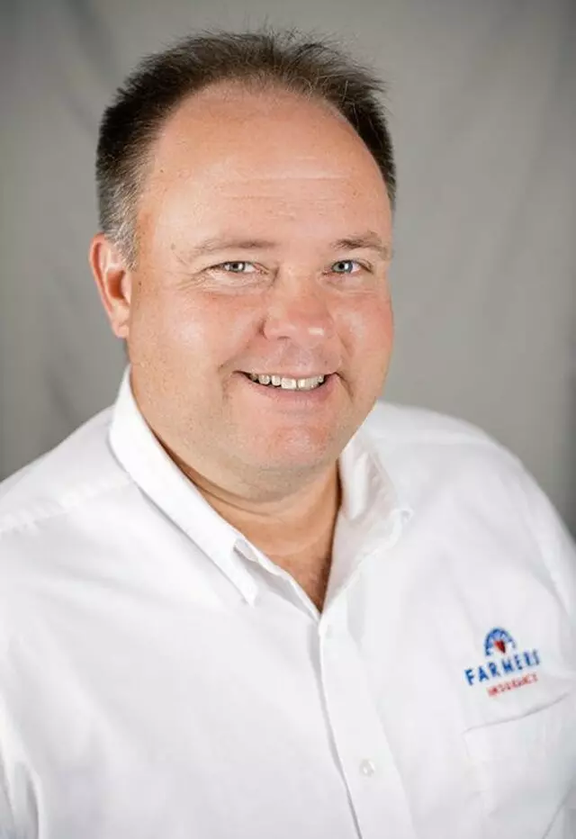 Farmers Insurance - Robert Lewis