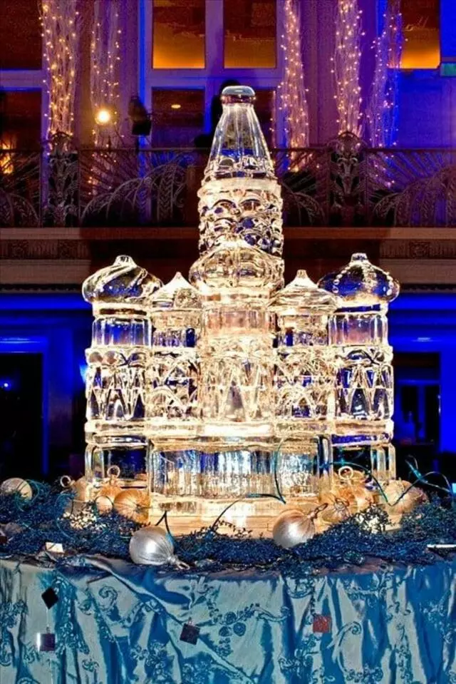 Artic Diamond Ice Sculptures