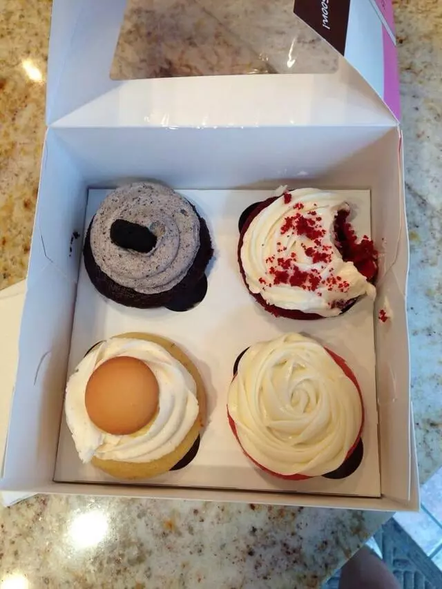 Abby Girl Sweets Cupcakery