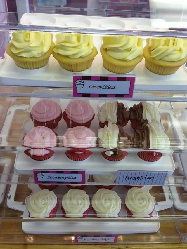 Abby Girl Sweets Cupcakery