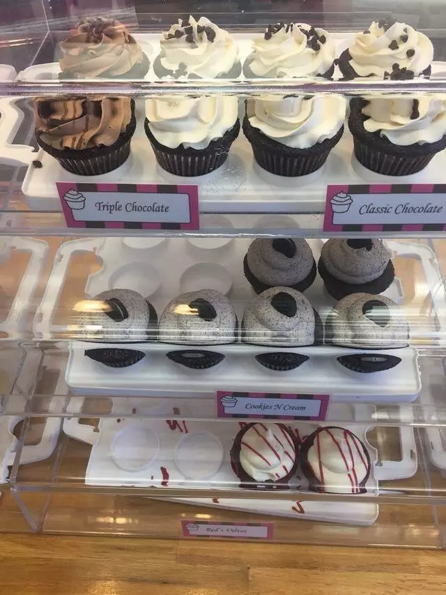 Abby Girl Sweets Cupcakery