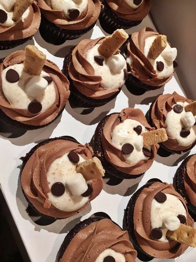 Abby Girl Sweets Cupcakery