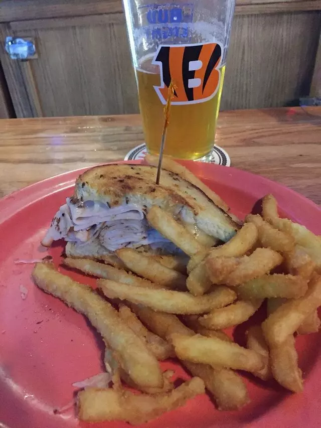 Arlin’s Bar & Restaurant
