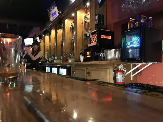 Arlin’s Bar & Restaurant