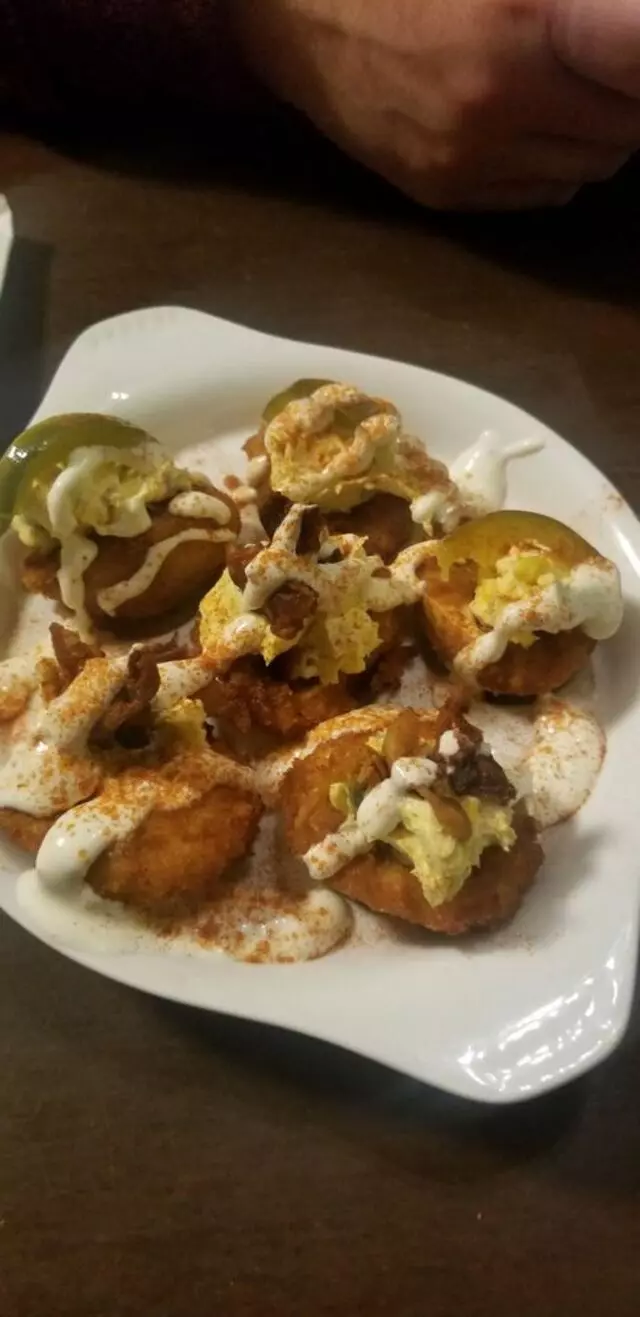 Arnolds Bar & Grill