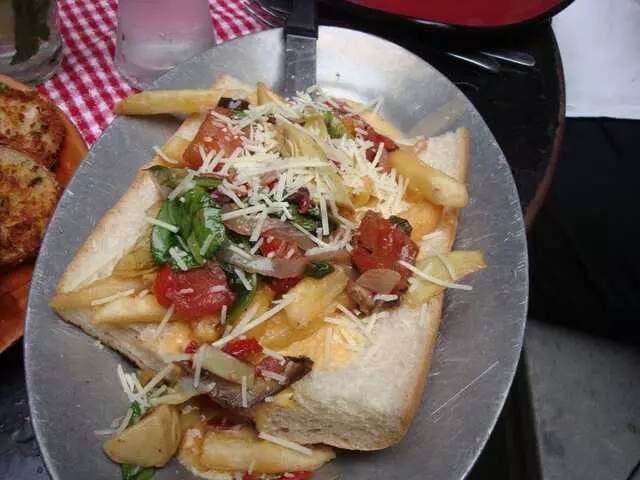 Arnolds Bar & Grill