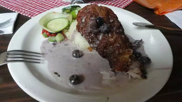 Arnolds Bar & Grill