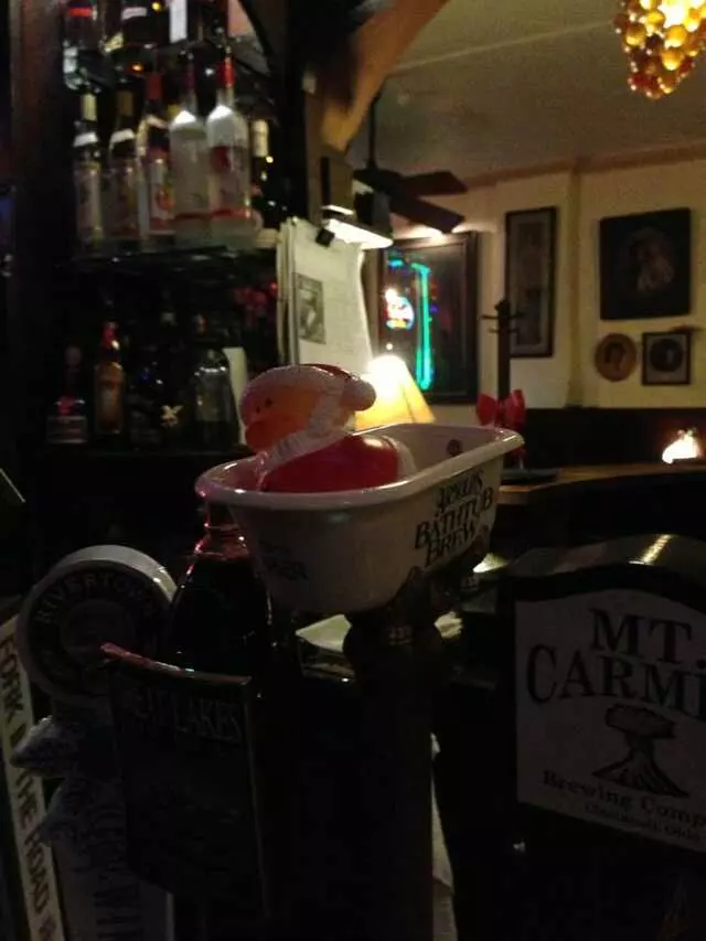 Arnolds Bar & Grill