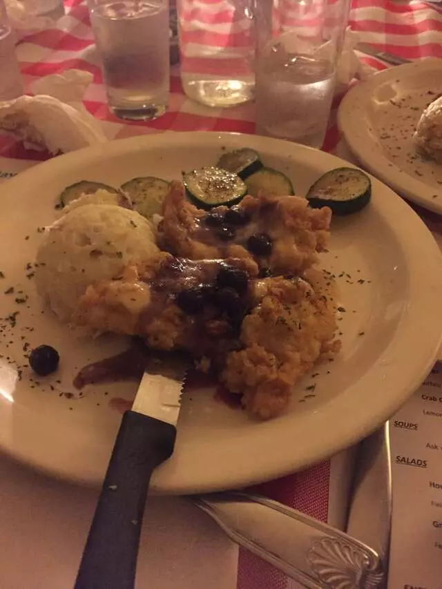 Arnolds Bar & Grill