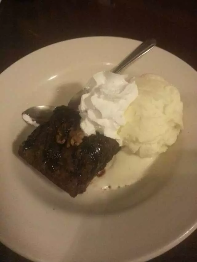 Arnolds Bar & Grill