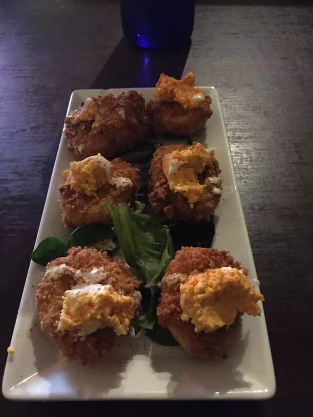 Arnolds Bar & Grill