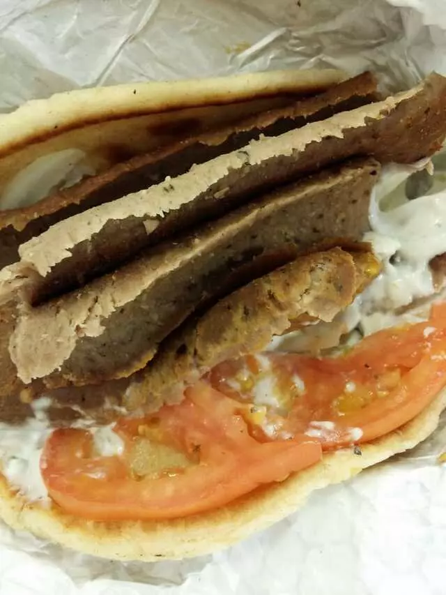 Areti’s Gyros