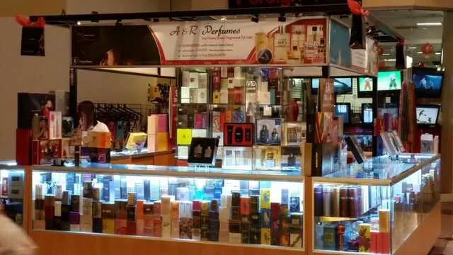 A & R Perfumes