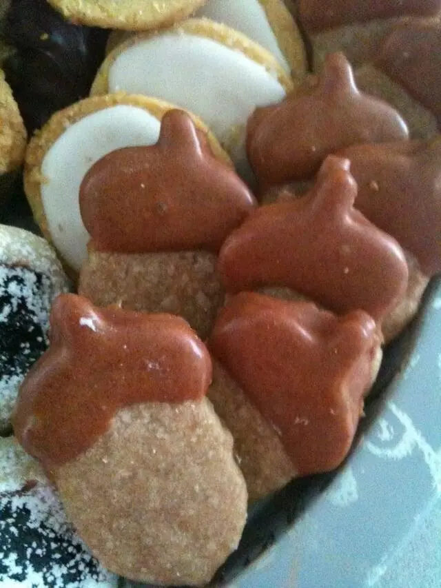 AmandaCakes Rock Star Cookies & Catering
