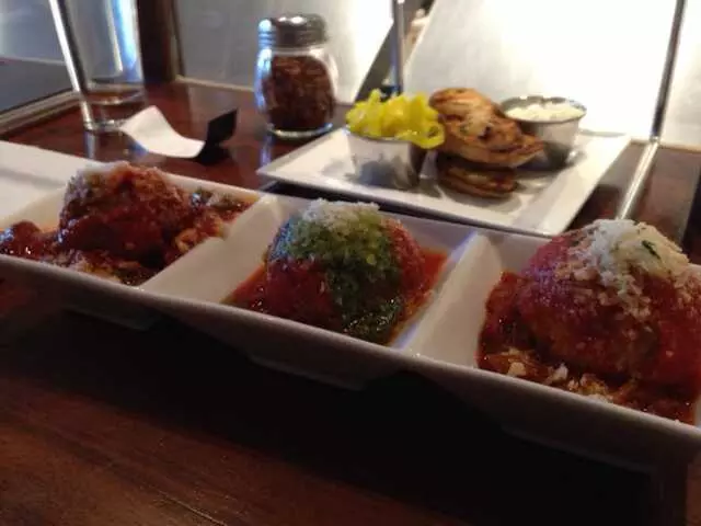 A Tavola Bar and Trattoria