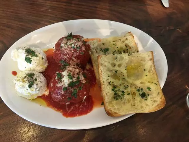 A Tavola Bar and Trattoria