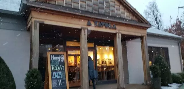 A Tavola Bar and Trattoria