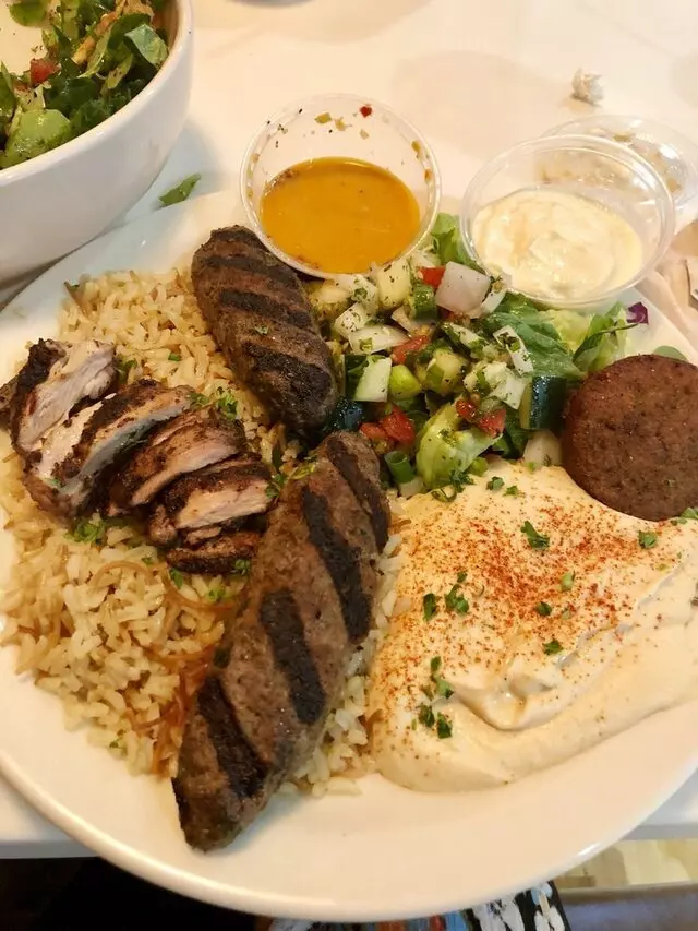 Aladdin’s Eatery + Lounge