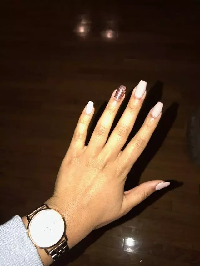 L & T Nails