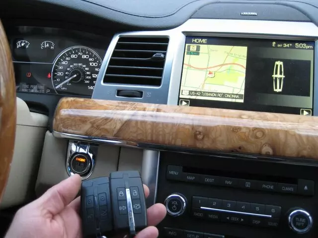 Automotive Key