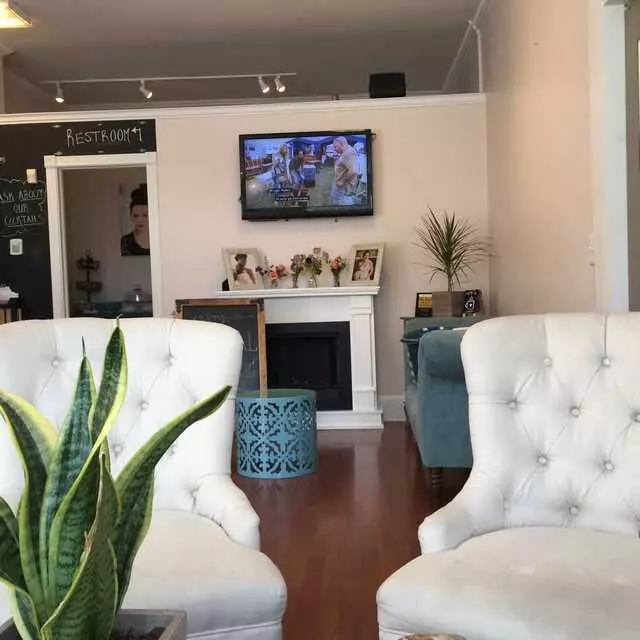 Alba Organic Beauty Studio