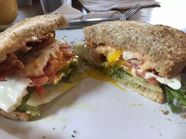 Alreddy Coffee & Cafe