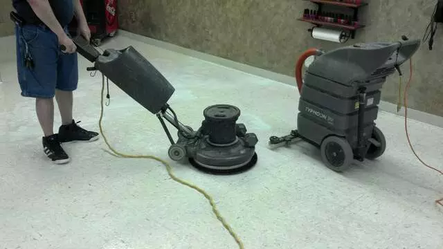 A & T Building Maintenance