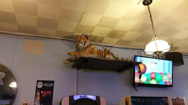 Al’s Bar