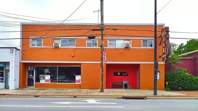 Al’s Bar