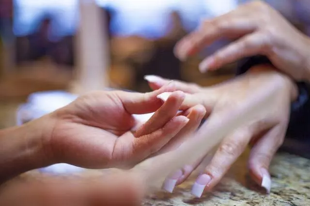 Ambiance Nail Salon & Spa V - 32 East