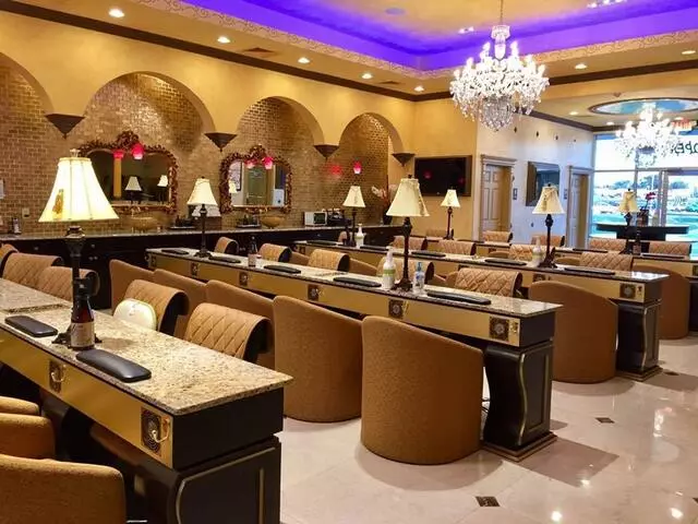 Ambiance Nail Salon & Spa V - 32 East