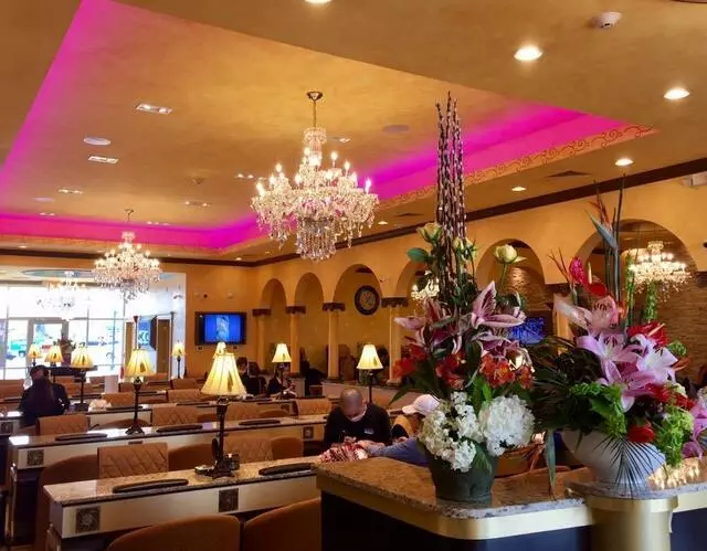 Ambiance Nail Salon & Spa V - 32 East