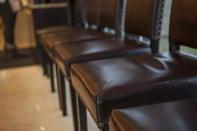Ambiance Nail Salon & Spa V - 32 East