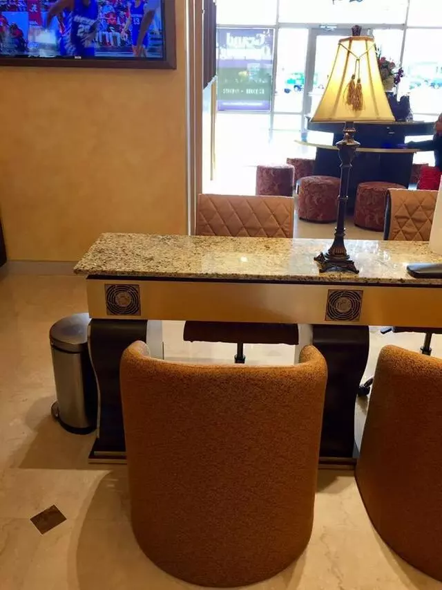 Ambiance Nail Salon & Spa V - 32 East