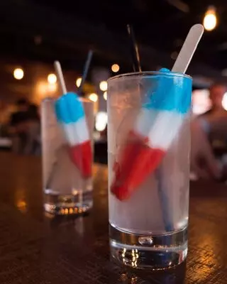 16-Bit Bar+Arcade
