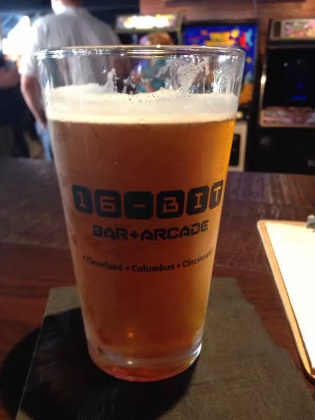 16-Bit Bar+Arcade