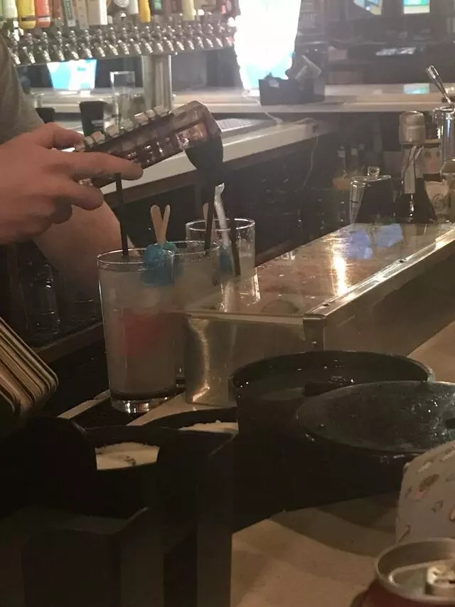 16-Bit Bar+Arcade