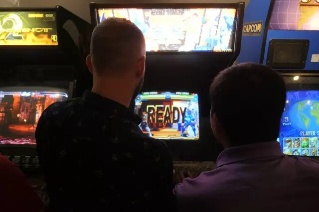 16-Bit Bar+Arcade