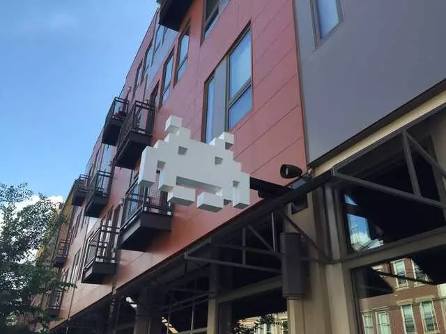 16-Bit Bar+Arcade