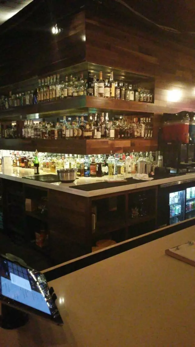 16-Bit Bar+Arcade