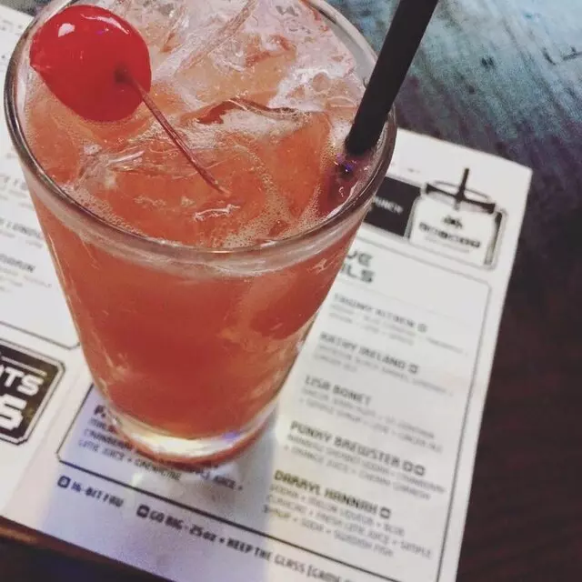 16-Bit Bar+Arcade