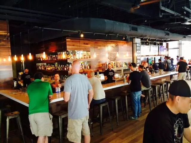 16-Bit Bar+Arcade