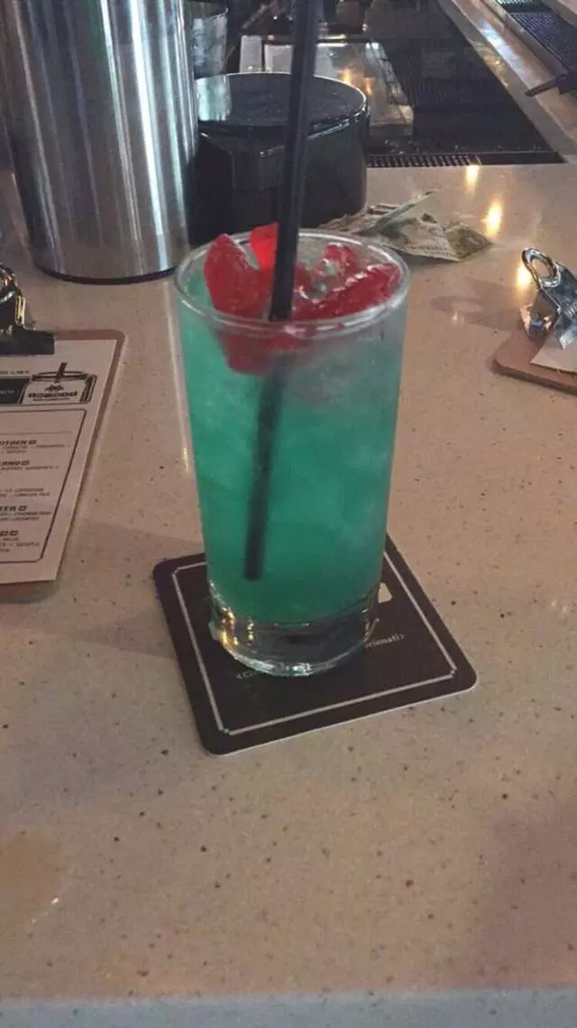 16-Bit Bar+Arcade