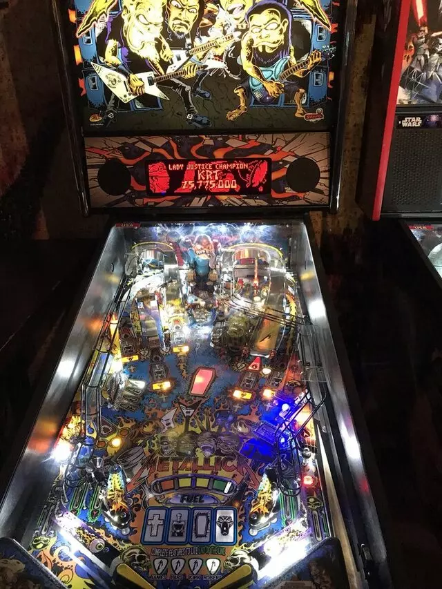 16-Bit Bar+Arcade