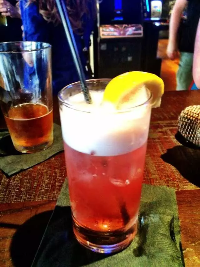 16-Bit Bar+Arcade