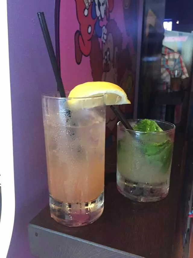 16-Bit Bar+Arcade