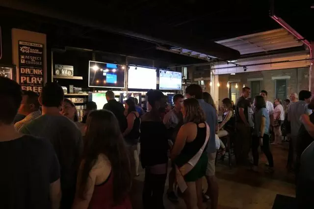 16-Bit Bar+Arcade