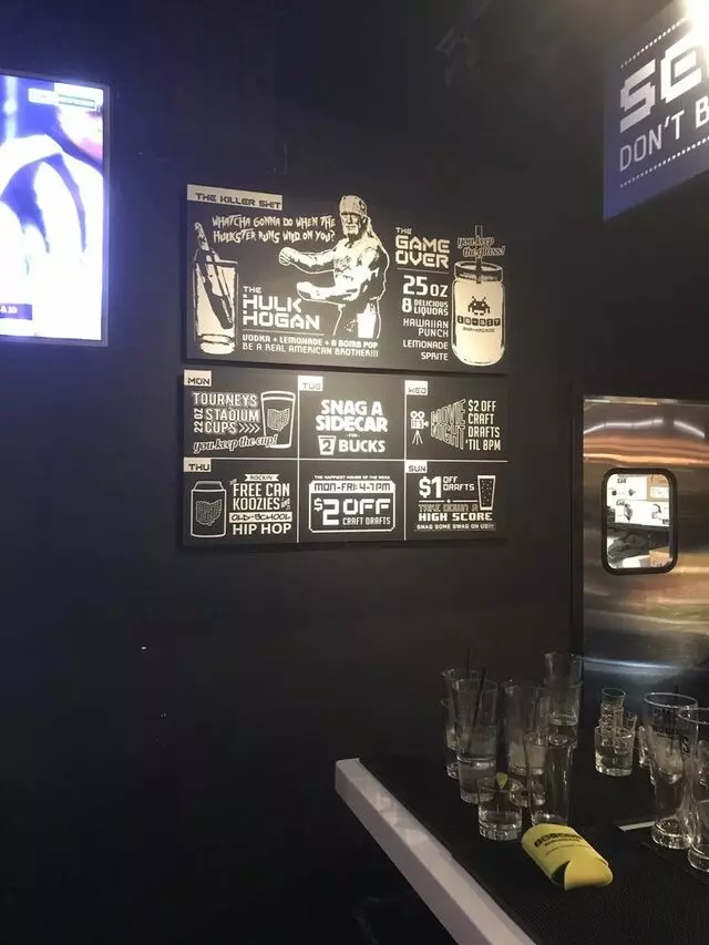 16-Bit Bar+Arcade