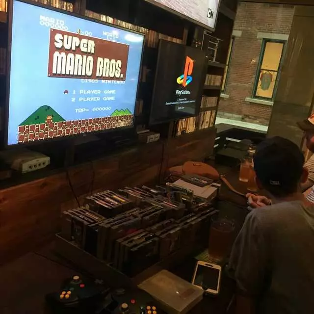 16-Bit Bar+Arcade
