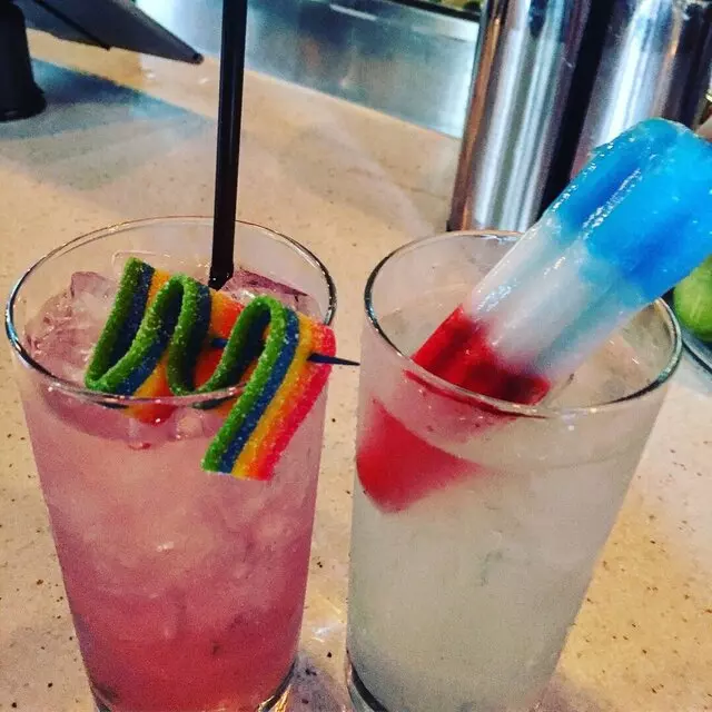 16-Bit Bar+Arcade
